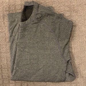 Mens Lululemon Grey long sleeve T shirt.